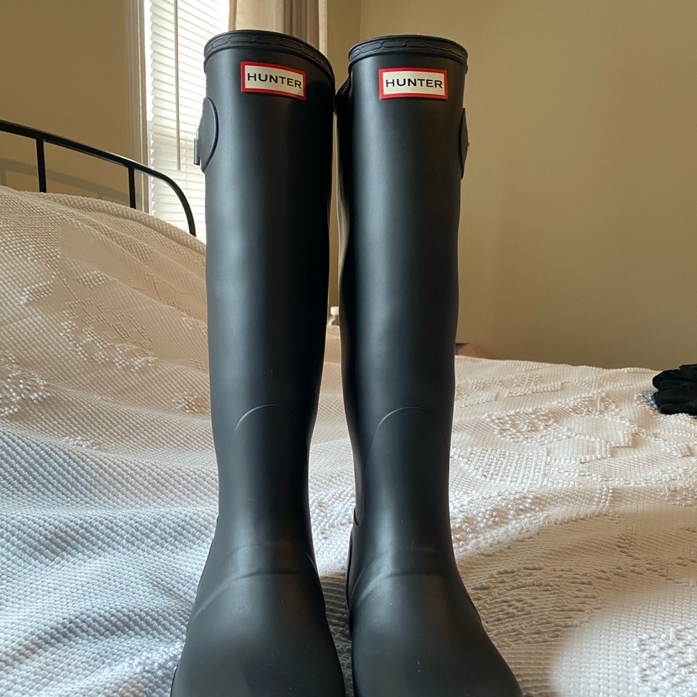 Classic tall Hunter boots.